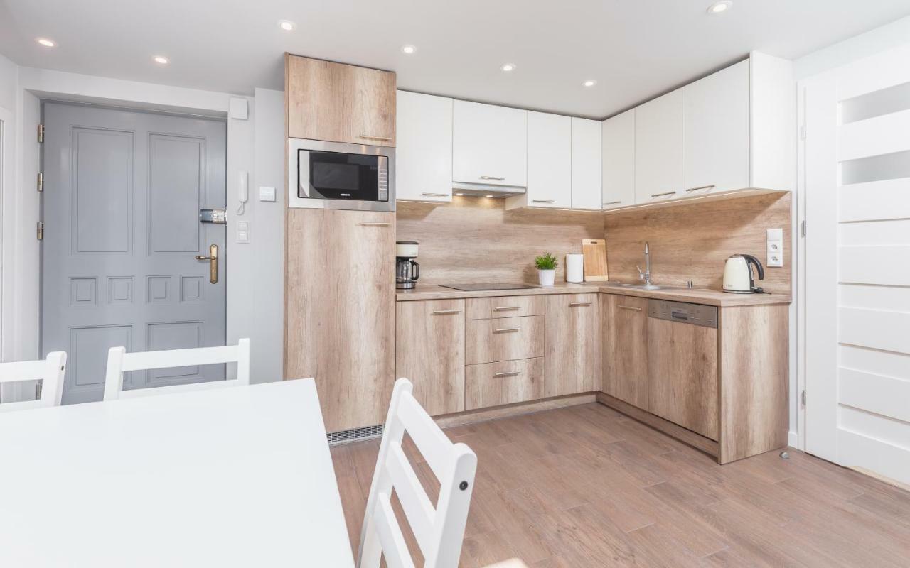 Cheerful Air Conditioned Apartment With Mezzanine And Parking - Old Town Krakow Ngoại thất bức ảnh