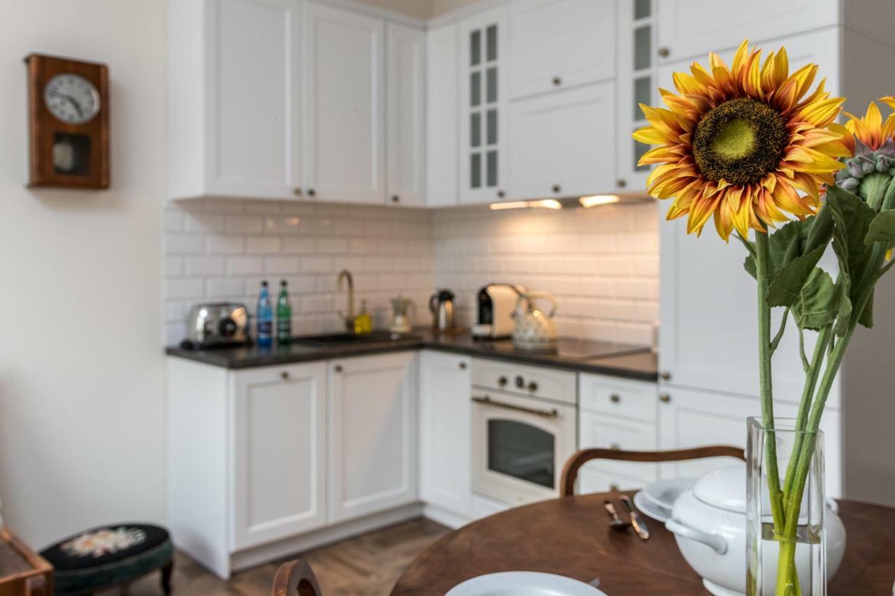 Cheerful Air Conditioned Apartment With Mezzanine And Parking - Old Town Krakow Ngoại thất bức ảnh