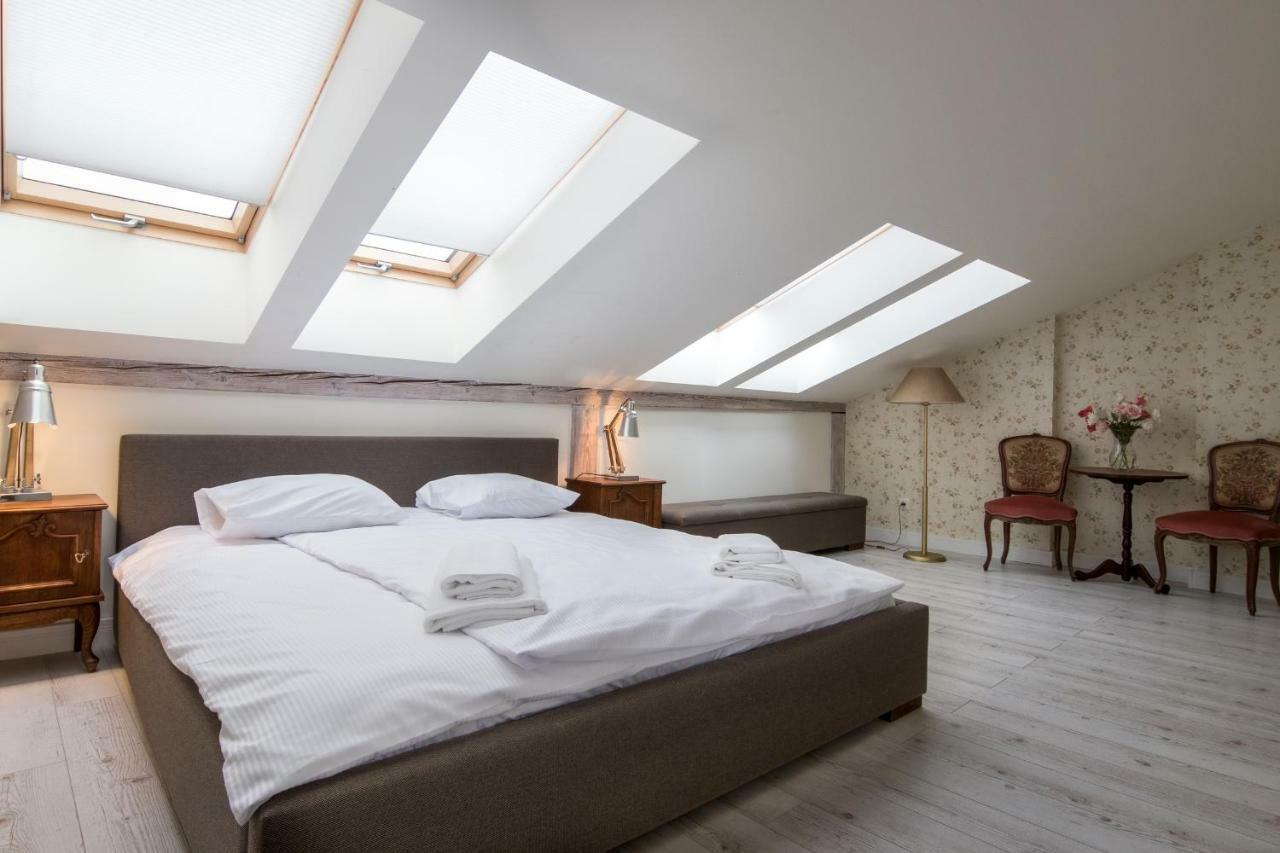 Cheerful Air Conditioned Apartment With Mezzanine And Parking - Old Town Krakow Ngoại thất bức ảnh