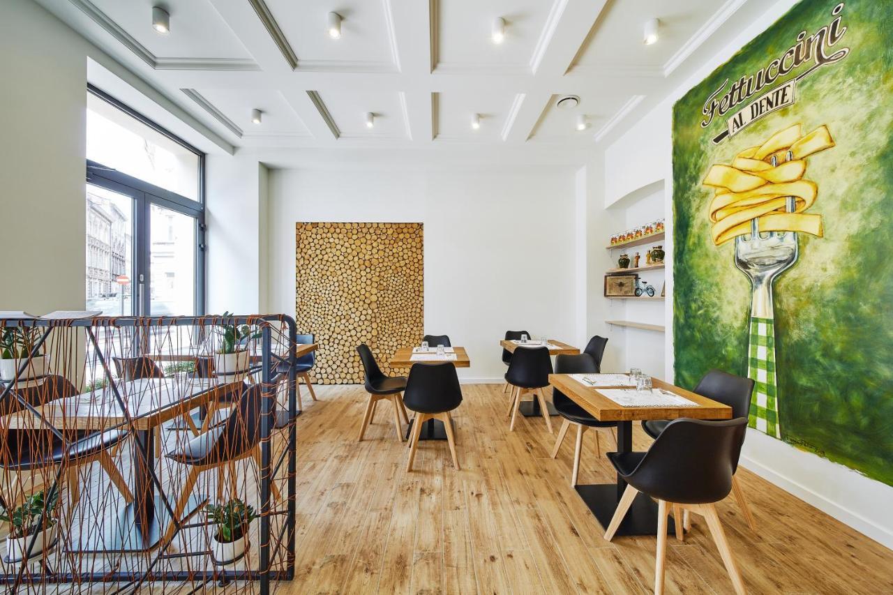 Cheerful Air Conditioned Apartment With Mezzanine And Parking - Old Town Krakow Ngoại thất bức ảnh